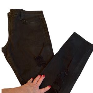 Joe’s Jeans size 32 black boyfriend slim slightly coated stretch distressed
